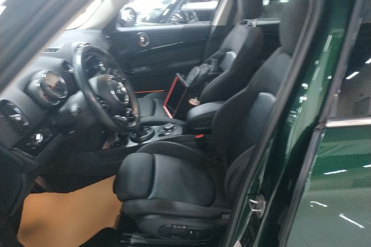 Used MINI Countryman 2017 1.5T COOPER ALL4 Left Front Seat