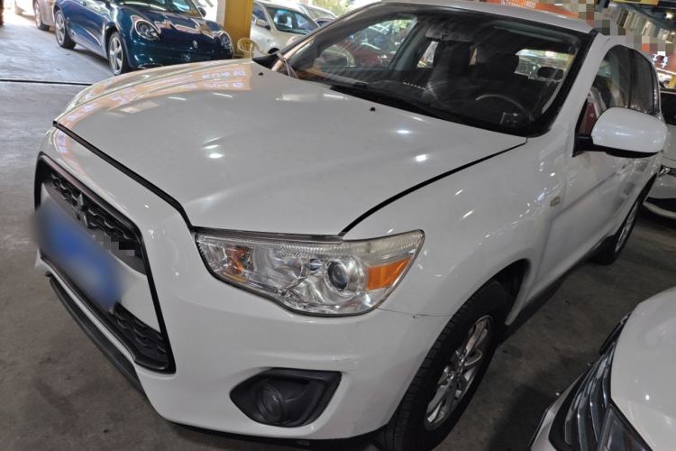 Used Mitsubishi ASX 2015 2.0L CVT Two-Wheel Drive Elite Edition