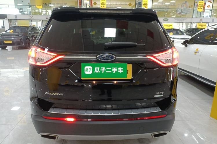 Used Ford Edge 2018 EcoBoost 245 Two-Wheel-Drive Titanium 7-Seater China V Standard
