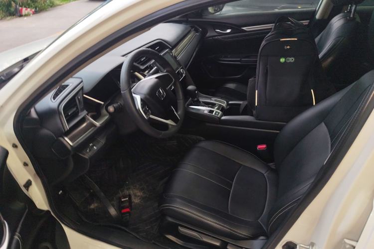 Used Honda Civic 2019 220TURBO CVT Dynamic Edition China VI Emission Standard Left Front Seat