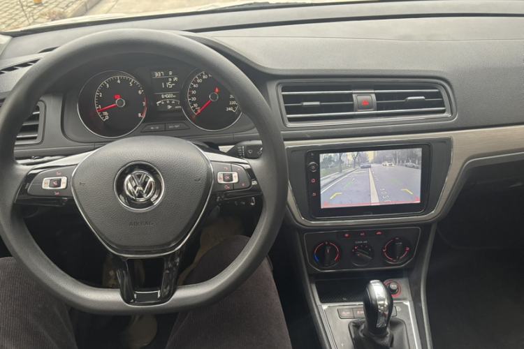 Used Volkswagen Lavida 2019 Lavida Start 1.5L Automatic Comfort Edition China VI Standard Interior 4