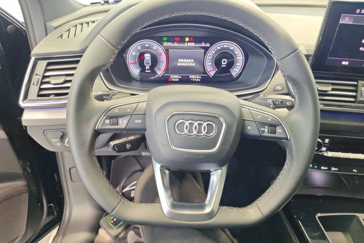 Used Audi Q5L 2023 40T Fashionable and Dynamic Edition