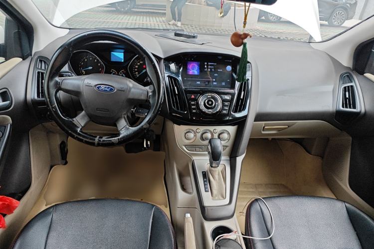 Used Ford Focus 2012 Sedan 1.6L Automatic Comfort Model
