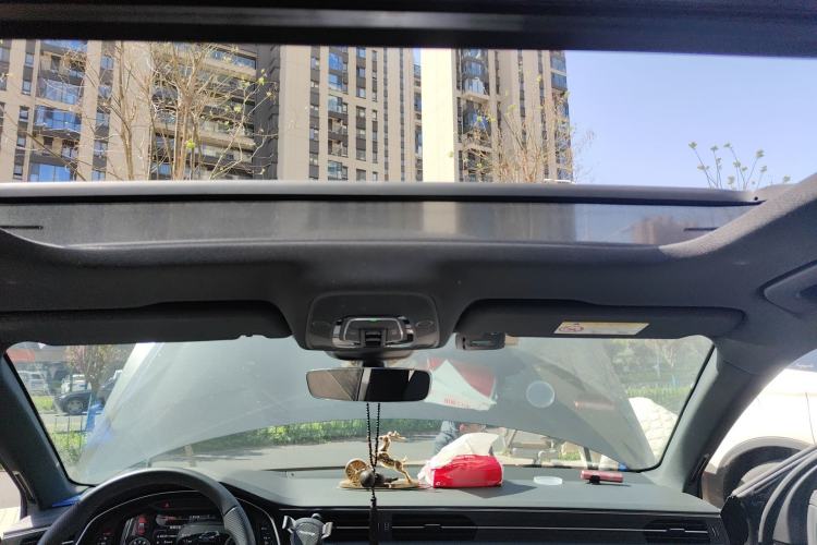 Used Audi A6 2021 Avant Pioneer 45 TFSI Star Edition Headliner