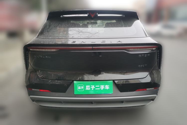 Used Venucia V 2022 260T Black Horse Edition · Idol