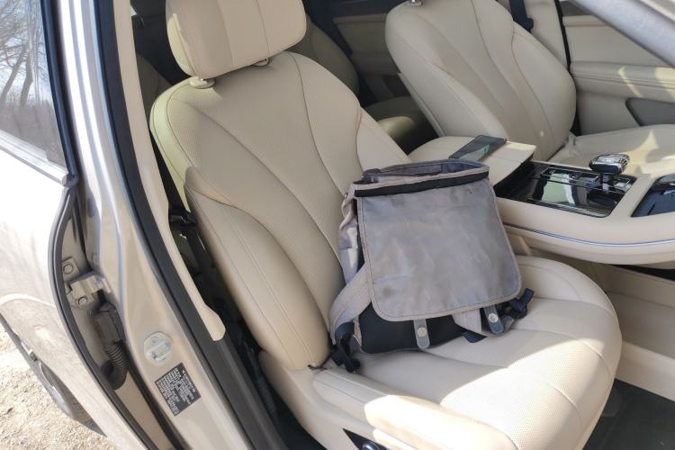 Used Hima AITO M7 2022 1.5T Four-Wheel Drive Luxury Edition Right Front Seat