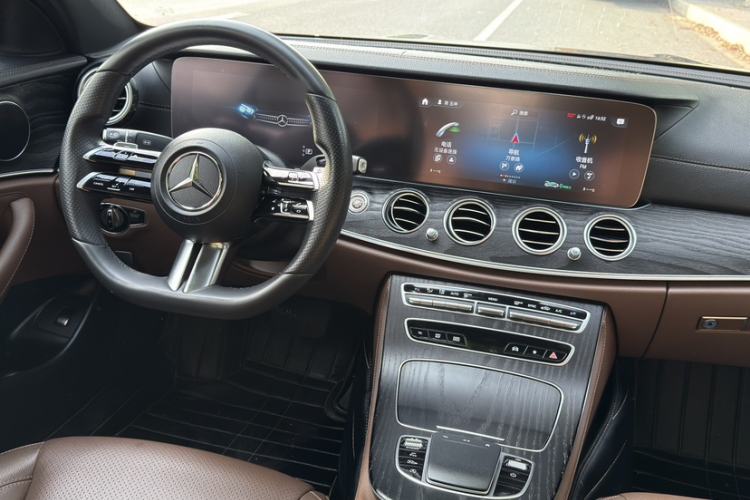 Used Mercedes-Benz E-Class 2021 E 300 L Sporty and Stylish Model Interior 2