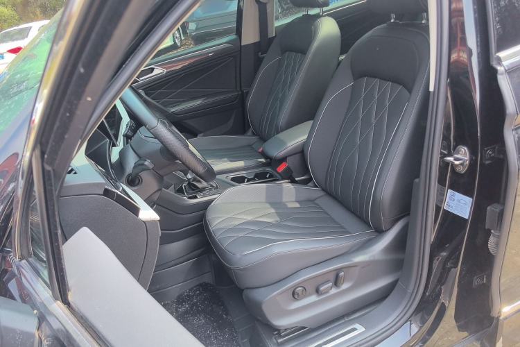 Used Volkswagen Tiguan L 2024 330TSI Automatic Two-Wheel Drive R-Line Enhanced Edition