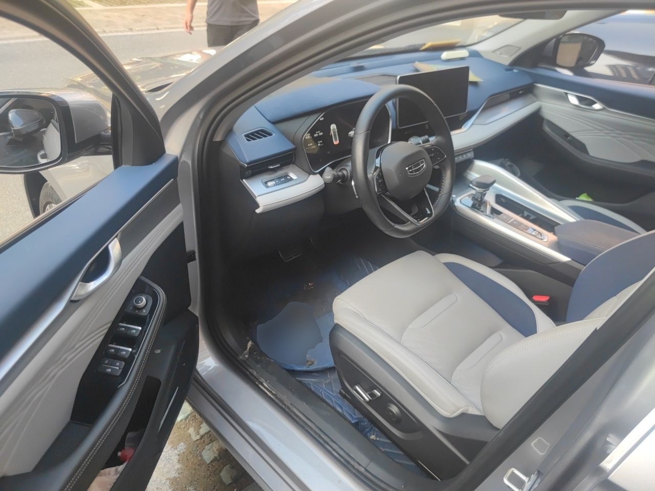 Geely Auto Preface 2023 2.0TD Prestige Version — снимка 16