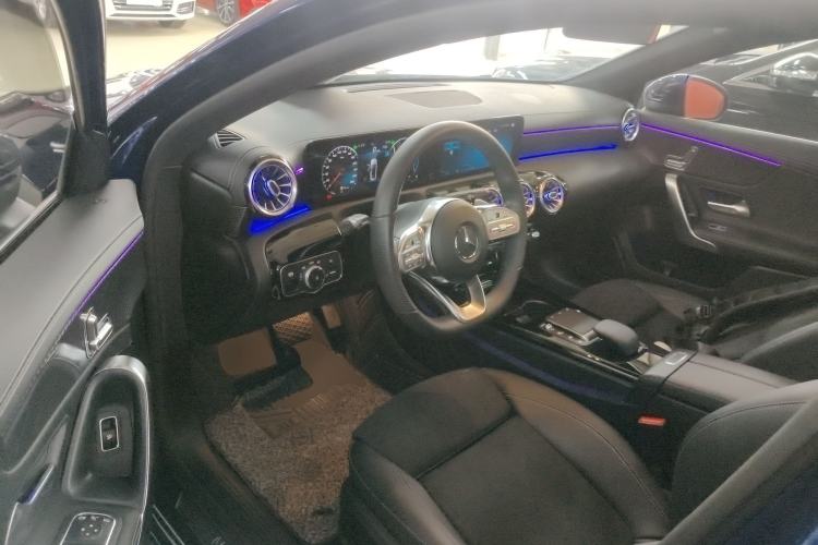 Used Mercedes-Benz A-Class 2021 A 200 L Sport Sedan Fashion Model
