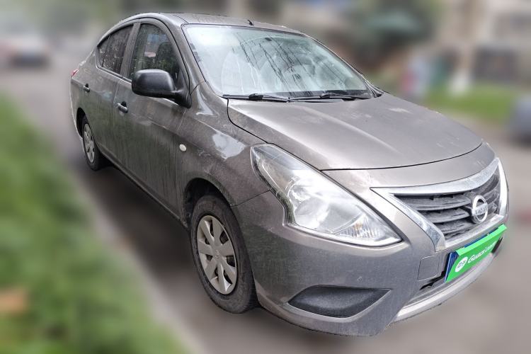 Used Nissan Sunny 2015 1.5XE Manual Comfort Edition
