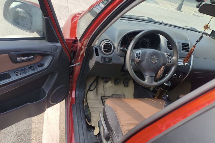 Used Suzuki SX4 2013 1.6L Manual CoolRide Model Driver Seat