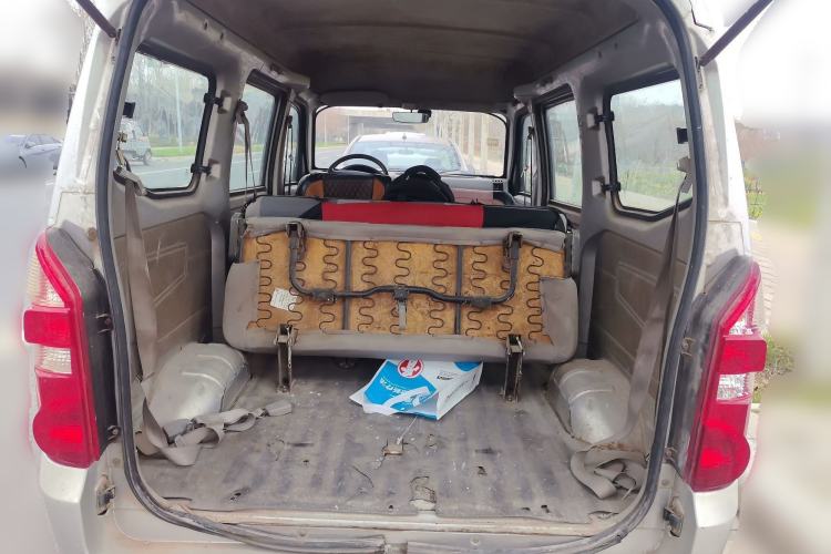 Used BAIC Weiwang 205 2013 1.0L Joy version Trunk