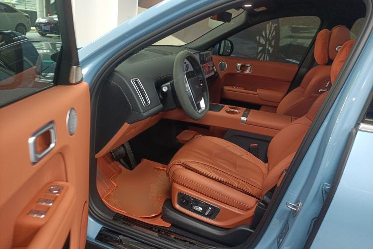 Used Li Auto L8 2025 Max Smart Refresh Edition