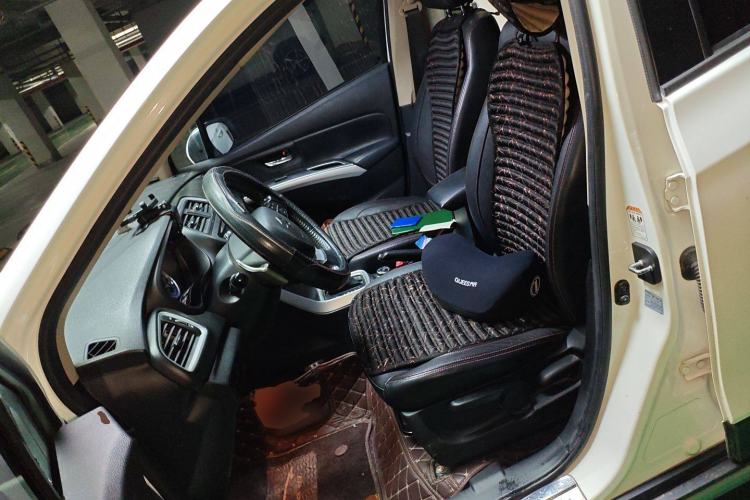 Used Suzuki S-Cross 2014 1.6L CVT Four-Wheel Drive Luxury Version Left Front Seat