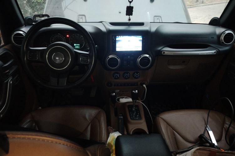 Used Jeep Wrangler 2013 3.6L Sahara Four-Door Edition
