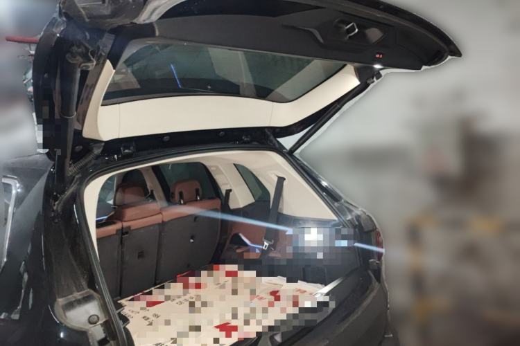 Used BMW X7 2022 xDrive40i Luxury Package with Leading Features