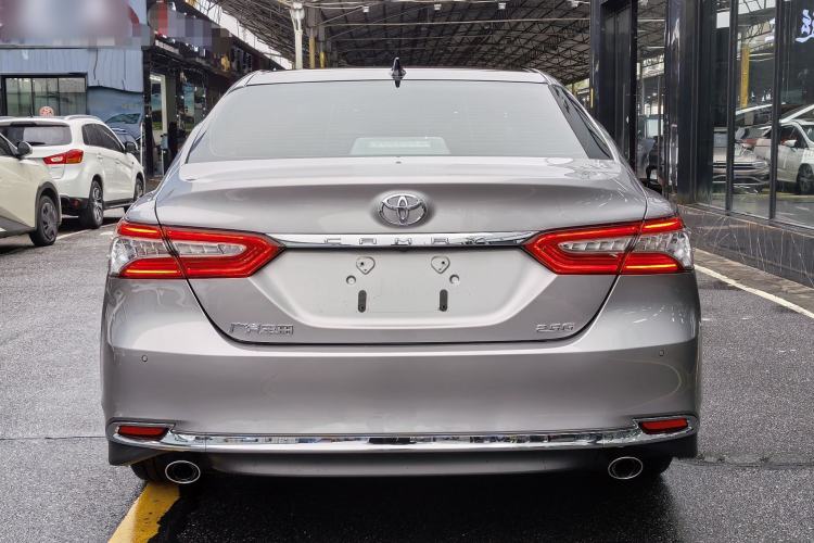 Used Toyota Camry 2023 2.5G Luxury Edition
