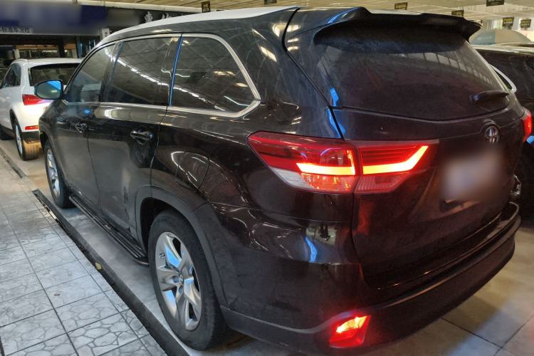 Used Toyota Highlander 2018 2.0T Four-Wheel Drive Luxury Version 7 Seats China VI Standard Exterior 2