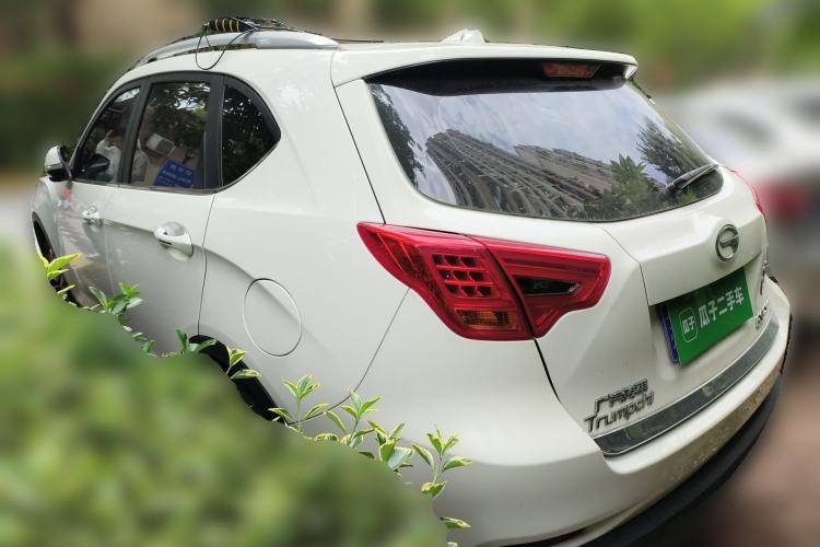 Used GAC Trumpchi GS5 Super 2015 2.0L Automatic Two-Wheel Drive Luxury Navigation Edition
