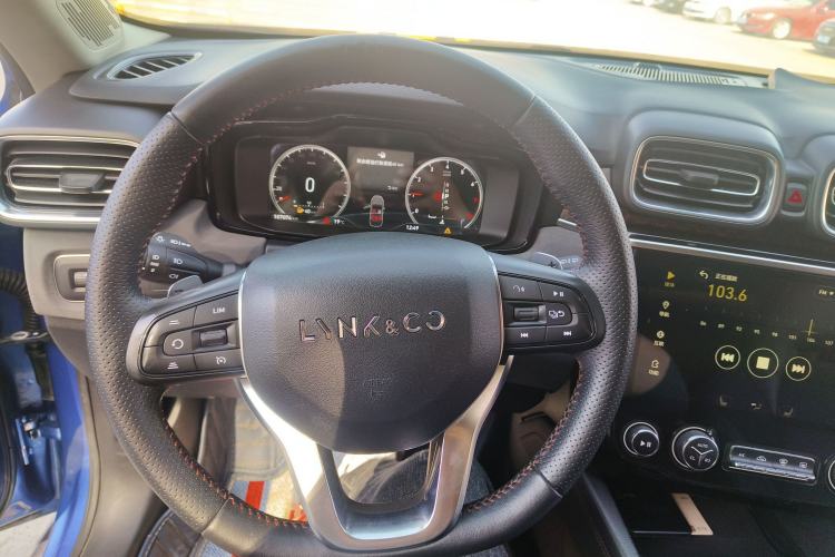 Used Lynk & Co 02 2018 1.5T DCT Two-Wheel Drive Sporty Version China V Standard
