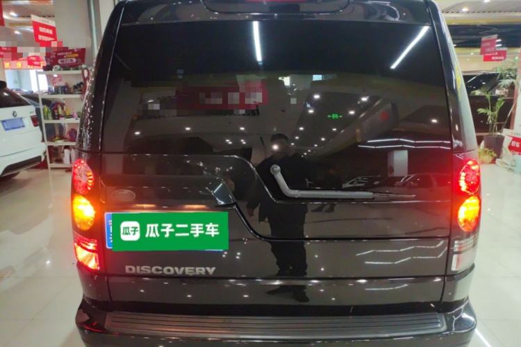 Used Land Rover Discovery 2016 3.0 SC Obsidian Black Heritage Edition SE