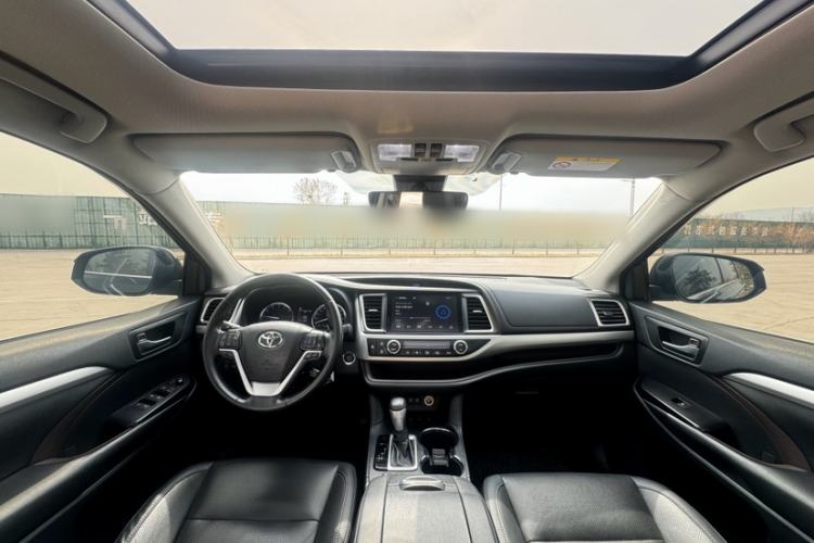 Used Toyota Highlander 2018 2.0T Four-Wheel Drive Prestige Version 7 Seats China VI Standard

