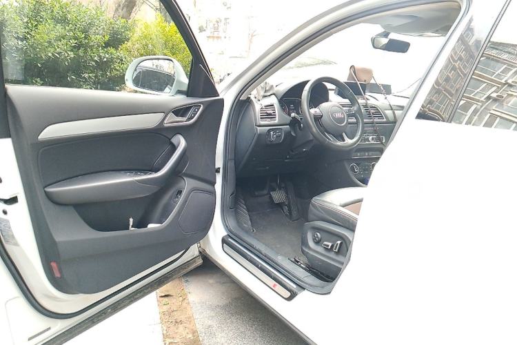 Used Audi Q3 2018 30 TFSI Fashion Edition Collector's Version
