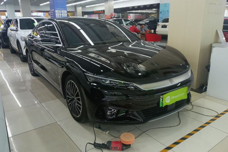 Used BYD Han 2023 EV Champion Edition 506KM Front-Wheel-Drive Premium Model Front Right 45 Deg