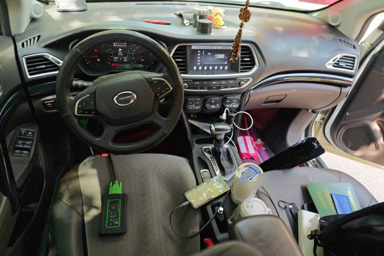 Used GAC Trumpchi GS4 2017 235T Automatic Two-Wheel Drive Luxury Smart Connectivity Version Center Console