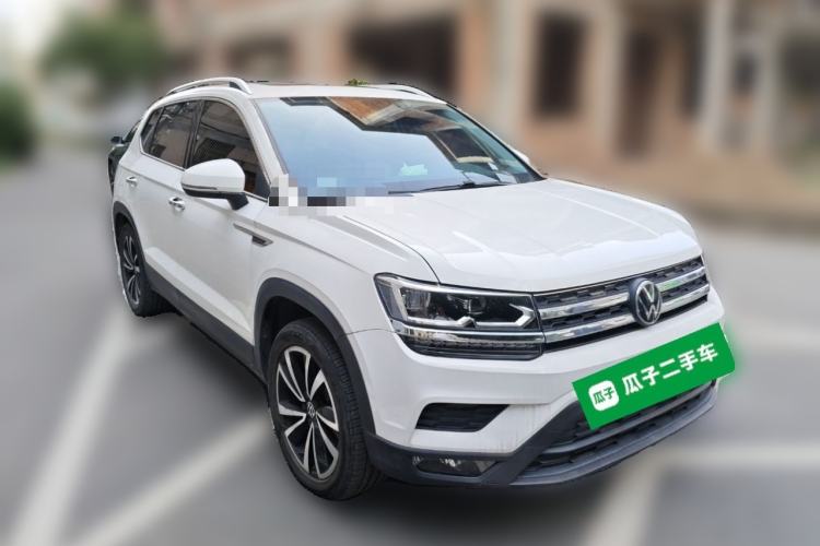 Used Volkswagen Tharu 2021 280TSI Two-Wheel-Drive Luxury Plus Edition Front Right 45 Deg