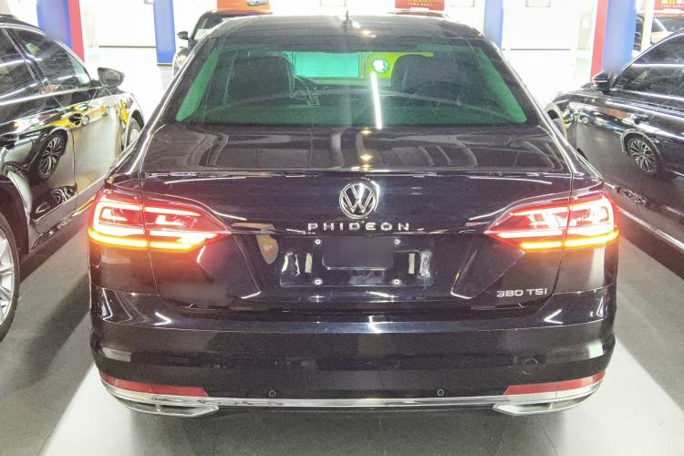 Used Volkswagen Phideon 2021 380TSI Luxury Edition