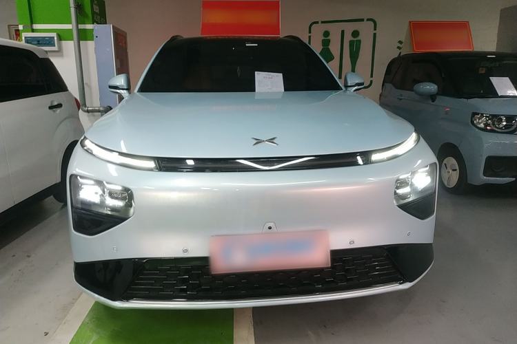 Used XPeng G9 2022 702 Pro Front