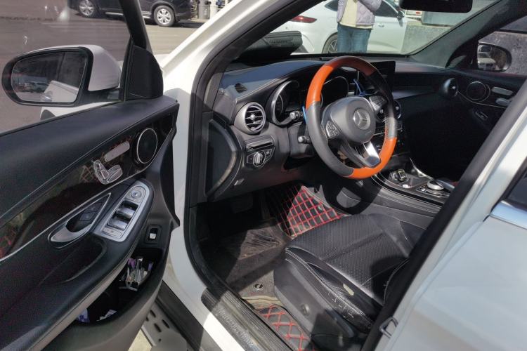 Used Mercedes-Benz GLC 2016 GLC 260 4MATIC Dynamic Edition
