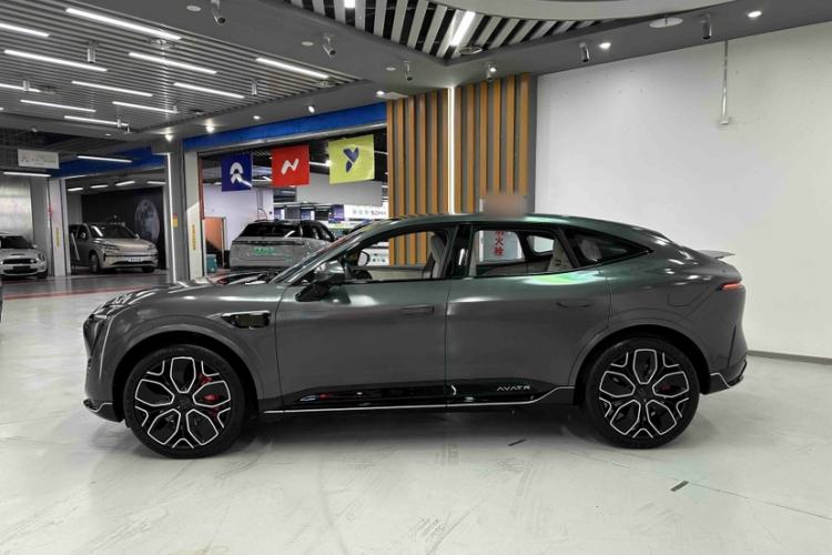 Used Avatr 11 2025 Night Rider Edition Exterior 8