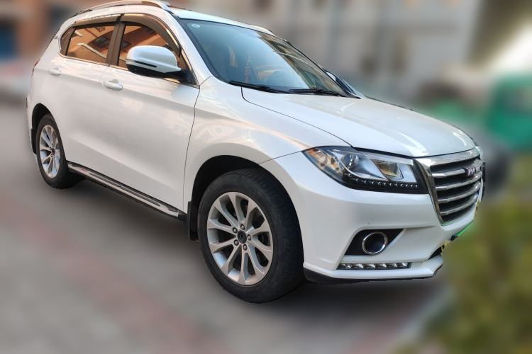 Used Haval H2 2017 Red-Label 1.5T Manual Two-Wheel Drive Luxury Model