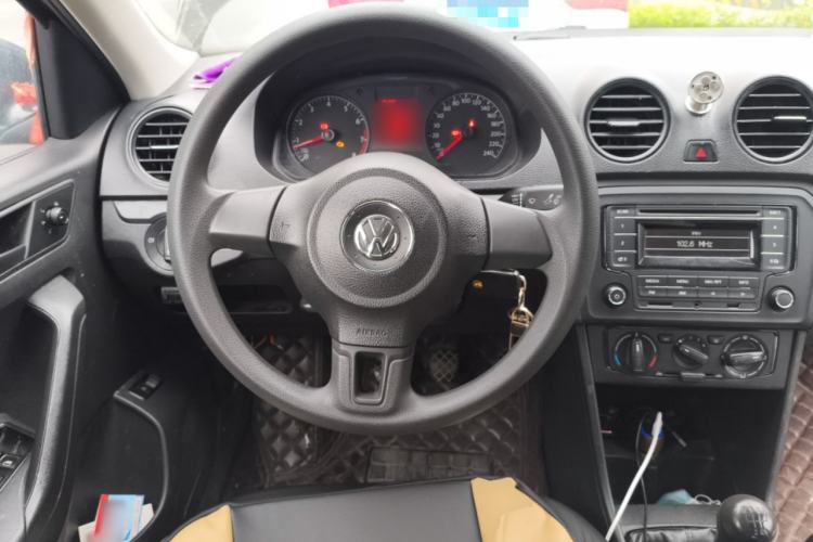 Used Volkswagen Jetta 2015 Value Edition 1.6L Manual Fashionable Style