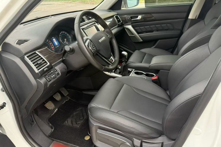 Used Haval H2 2016 Red-Label 1.5T Manual Two-Wheel Drive Luxury Model