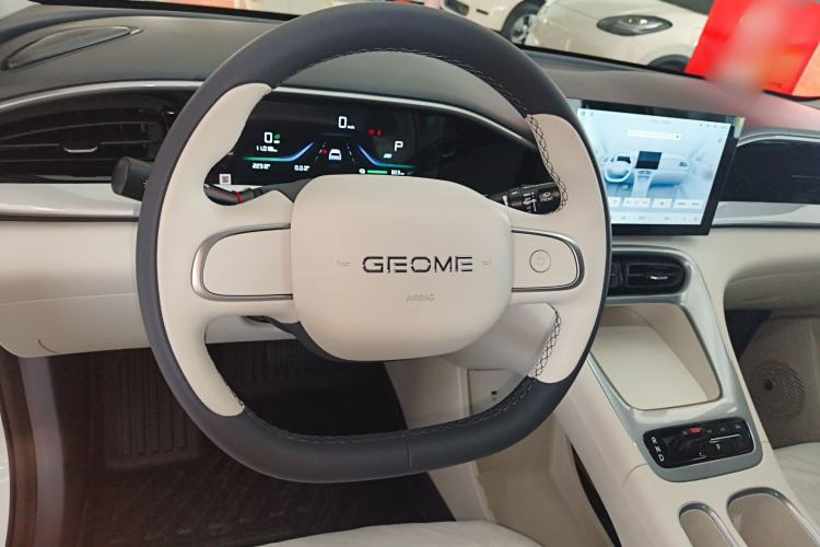 Used Geely Galaxy Geome 2026 Model 310km Youth Edition Steering Wheel