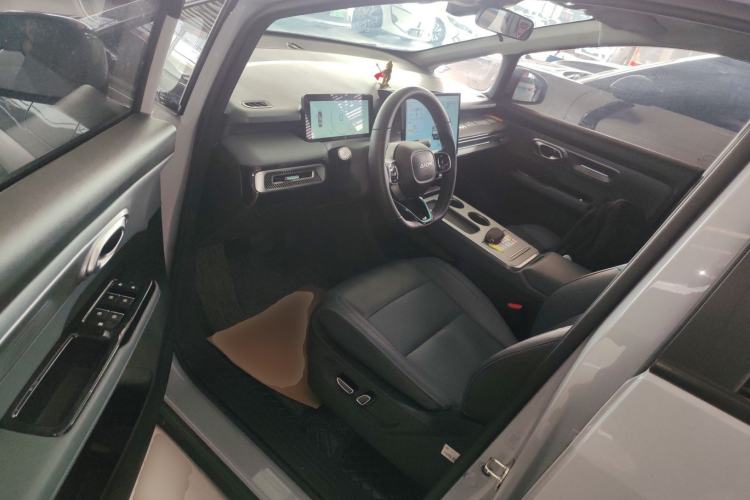 Used AION Y 2023 Plus 510 Smart Edition Driver Seat