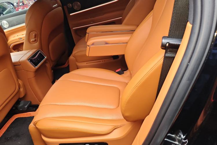 Used Hima AITO M9 2025 Extended-Range Max Version 52 kWh 6-Seater Edition Left Rear Seat