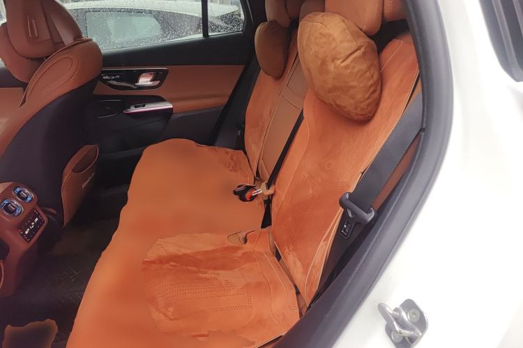 Used Mercedes-Benz GLC 2025 GLC 260 L 4MATIC Luxury Model