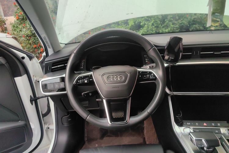 Used Audi A6L 2020 40 TFSI Luxury Prestige Edition Steering Wheel