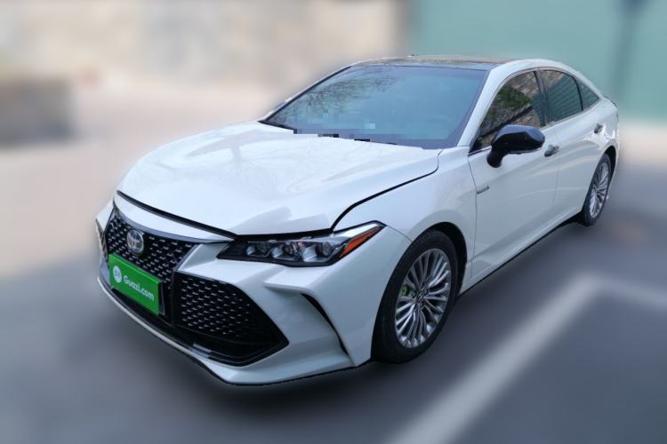 Used Toyota Avalon 2019 Dual-Engine 2.5L XLE Prestige Version China VI Standard