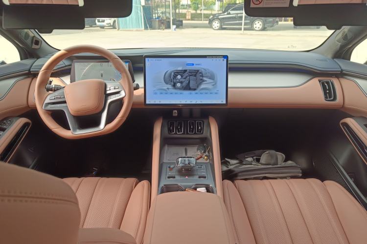 Used BYD Song L EV 2025 Intelligent Driving Version 662 km LiDAR Excellence Edition Center Console