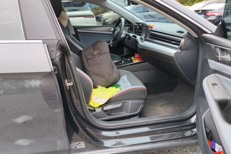 Used Volkswagen Lamando 2024 Lavida L 280TSI DSG Cool & Spicy Edition
