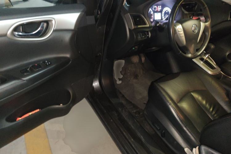 Used Nissan Sylphy 2014 1.6XV CVT Deluxe Edition
