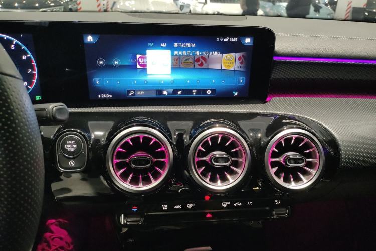 Used Mercedes-Benz A-Class 2021 A 200 L Sport Sedan Fashion Model
