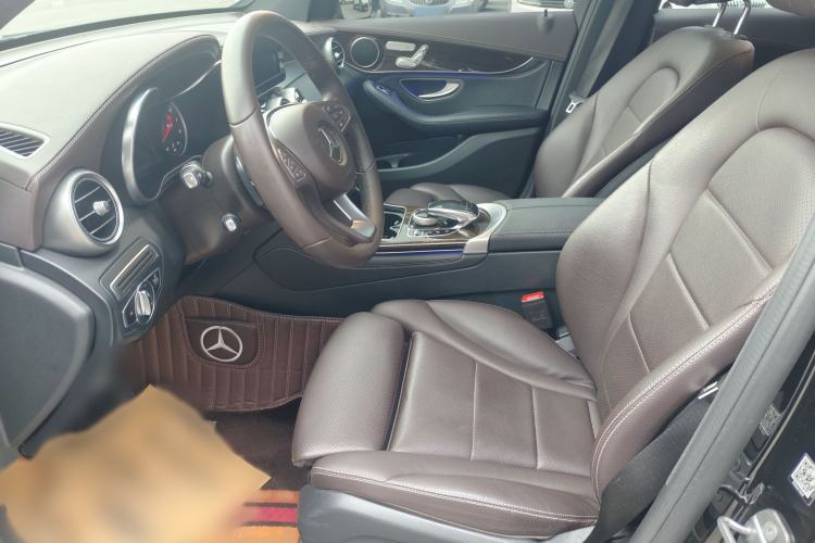 Used Mercedes-Benz GLC 2019 GLC 260 L 4MATIC Dynamic Model