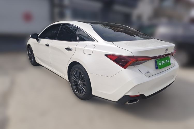 Used Toyota Avalon 2019 2.0L XLE Premium Edition China VI